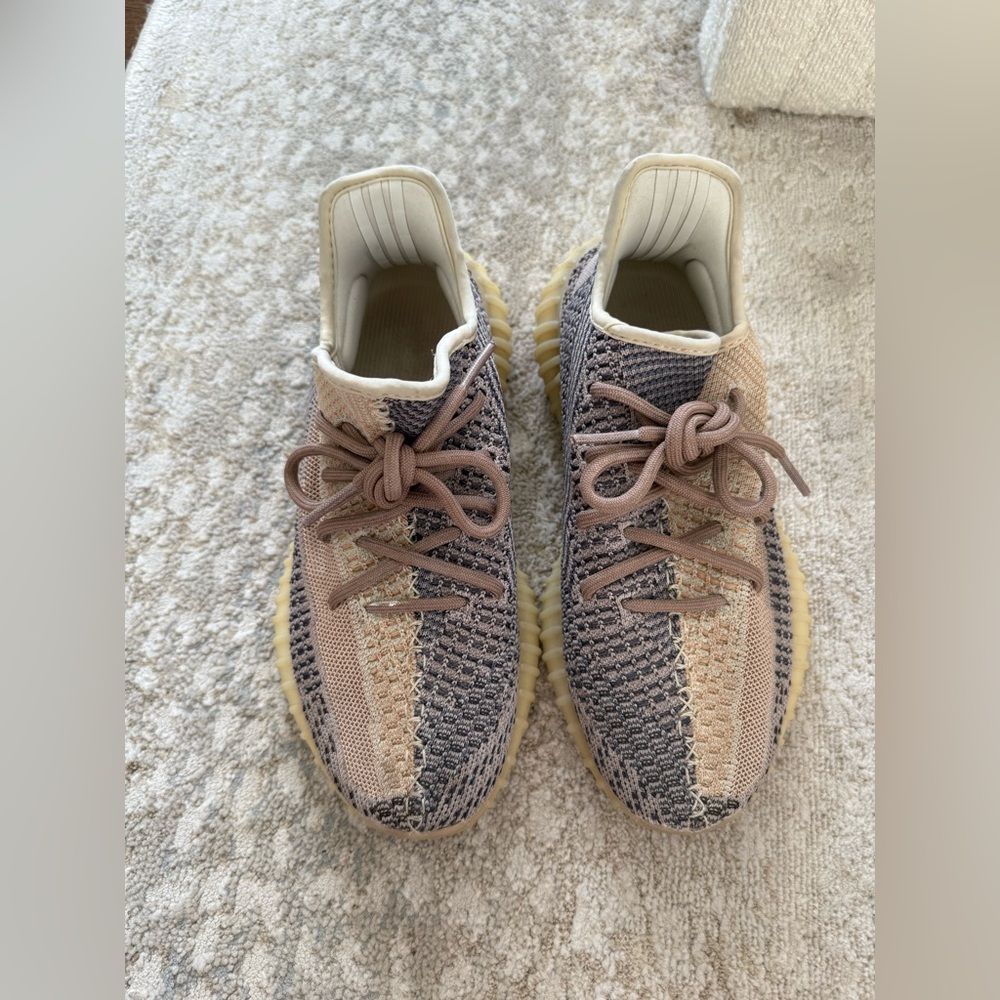 2021 Yeezy Boost 350 V2 'Ash Pearl'